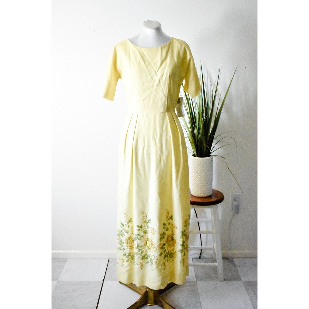 Vintage Maxi Dress Womens S Yellow 60s Floral Embroidered Mod Boat Neck